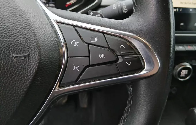 RENAULT CAPTUR TCe 140 EDC - 21 Intens photo 20 2124192