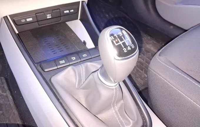 HYUNDAI BAYON 1.0 T-GDi 100 Hybrid 48V Creative photo 13 14117
