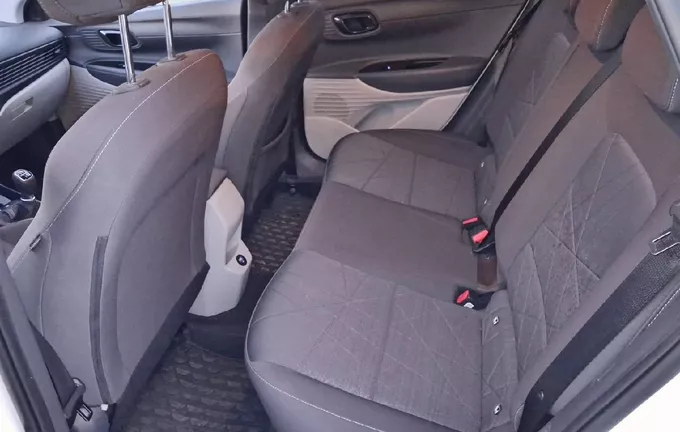 HYUNDAI BAYON 1.0 T-GDi 100 Hybrid 48V Creative photo 17 14117