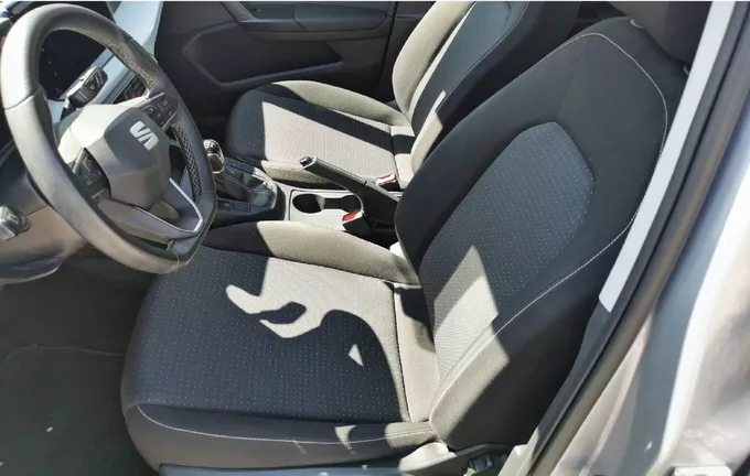 SEAT IBIZA 1.0 TSI 95 ch S/S BVM5 Urban extérieur trois quart arrière droit 460512