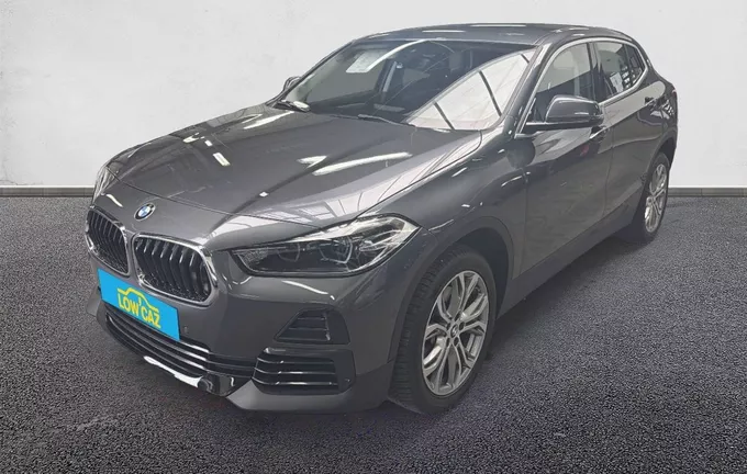 BMW X2 sDrive 20i 178 ch DKG7 Business Design extérieur trois quart avant gauche 213005