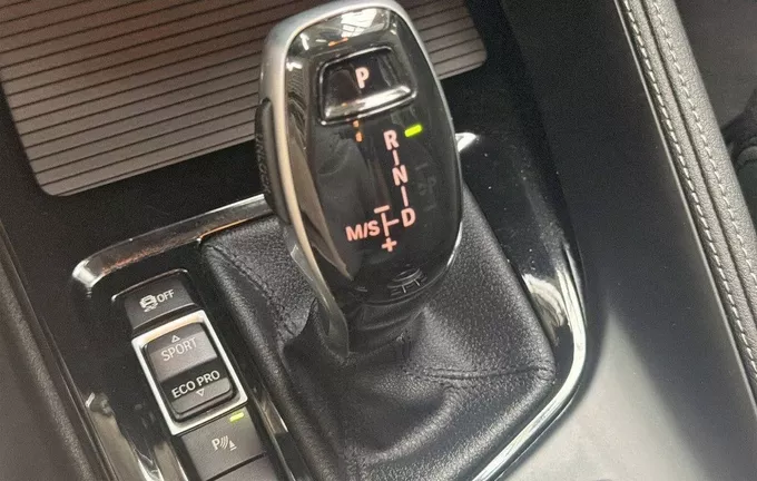 BMW X2 sDrive 20i 178 ch DKG7 Business Design photo 16 213005
