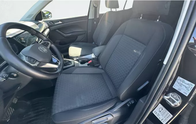 VOLKSWAGEN T-CROSS 1.0 TSI 110 Start/Stop DSG7 Life Plus extérieur trois quart arrière droit 2127009