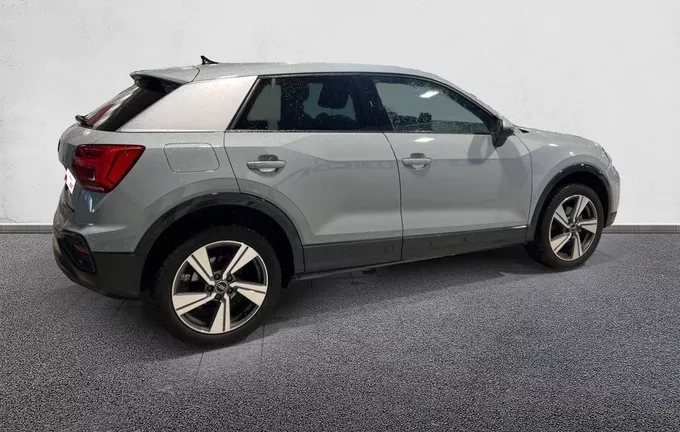 AUDI Q2 35 TFSI 150 S tronic 7 Design extérieur côté droit 2127687