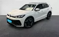 Miniature VOLKSWAGEN TIGUAN 1.5 eTSI 150ch DSG7 R-Line Edition extérieur trois quart avant gauche 2130462