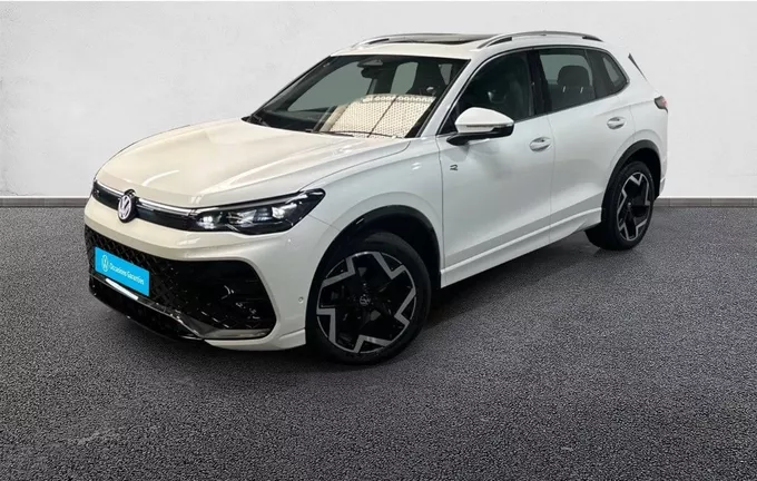 VOLKSWAGEN TIGUAN 1.5 eTSI 150ch DSG7 R-Line Edition extérieur trois quart avant gauche 2130462