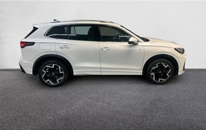 VOLKSWAGEN TIGUAN 1.5 eTSI 150ch DSG7 R-Line Edition extérieur côté droit 2130462