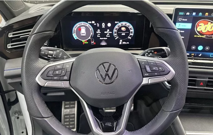 VOLKSWAGEN TIGUAN 1.5 eTSI 150ch DSG7 R-Line Edition photo 19 2130462
