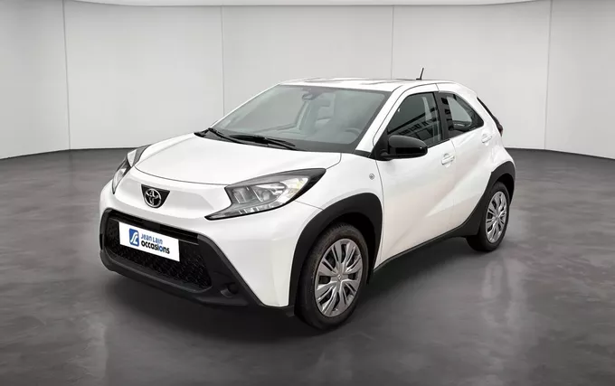 TOYOTA AYGO X 1.0 VVT-i 72 Dynamic extérieur trois quart avant gauche 1103969