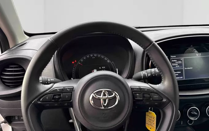 TOYOTA AYGO X 1.0 VVT-i 72 Dynamic photo 12 1103969