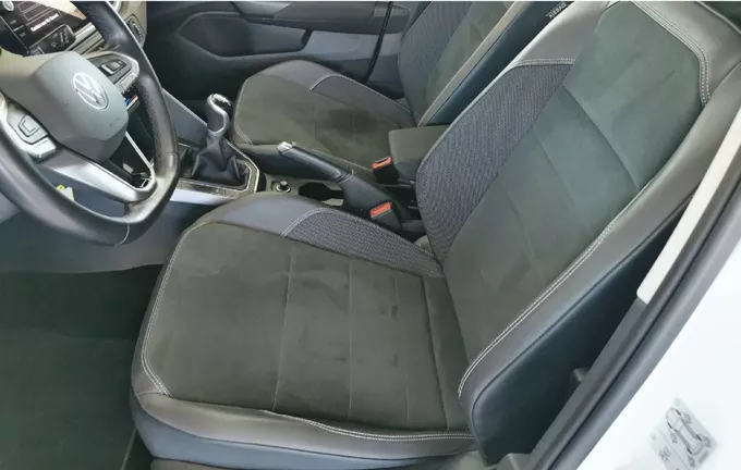 VOLKSWAGEN POLO 1.0 TSI 95 S&S BVM5 Style extérieur trois quart arrière droit 460713