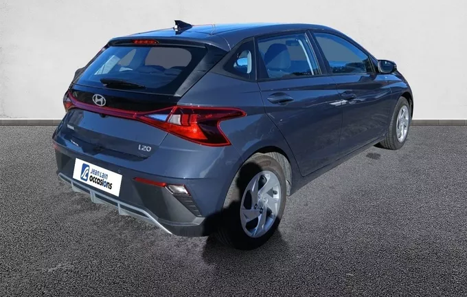 HYUNDAI I20 1.2 79 Initia extérieur trois quart arrière droit 13349