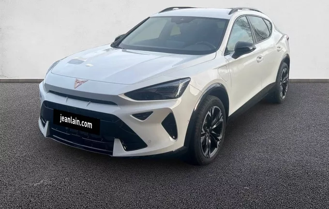 CUPRA FORMENTOR eHybrid 204 ch DSG6 V extérieur trois quart avant gauche 3275