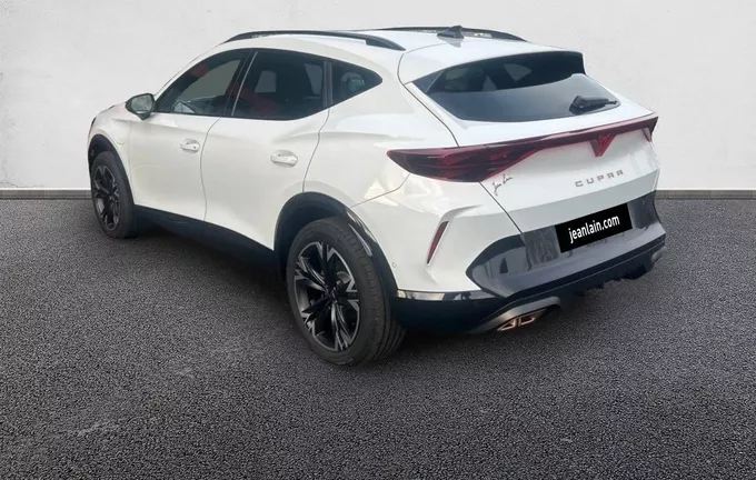 CUPRA FORMENTOR eHybrid 204 ch DSG6 V extérieur trois quart arrière gauche 3275