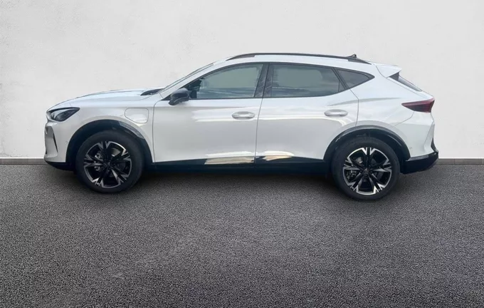 CUPRA FORMENTOR eHybrid 204 ch DSG6 V extérieur côté gauche 3275