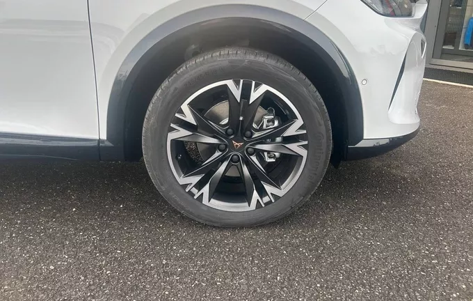 CUPRA FORMENTOR eHybrid 204 ch DSG6 V photo 9 3275