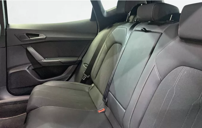 CUPRA FORMENTOR 1.5 eTSI Hybrid 150 ch DSG7 V extérieur arrière 2130466