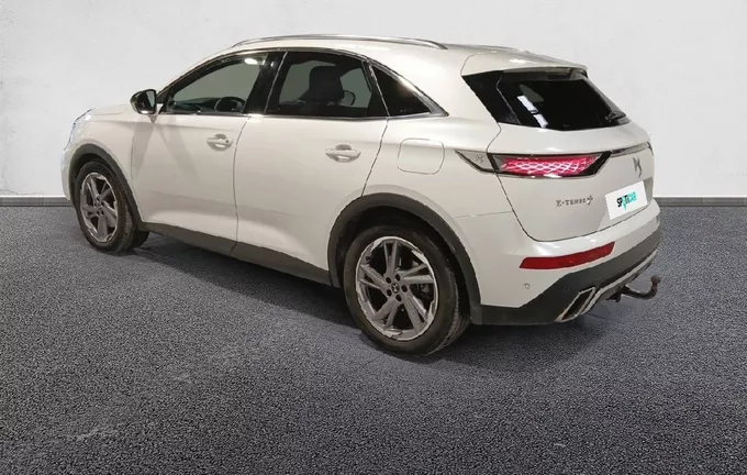 DS DS7 CROSSBACK Hybride E-Tense 300 EAT8 4x4 Grand Chic extérieur trois quart arrière gauche 945568