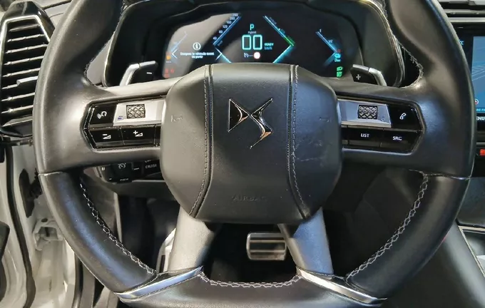 DS DS7 CROSSBACK Hybride E-Tense 300 EAT8 4x4 Grand Chic photo 9 945568