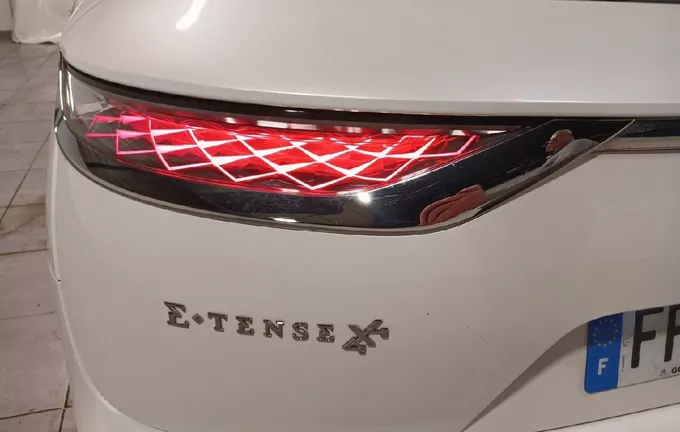 DS DS7 CROSSBACK Hybride E-Tense 300 EAT8 4x4 Grand Chic photo 17 945568