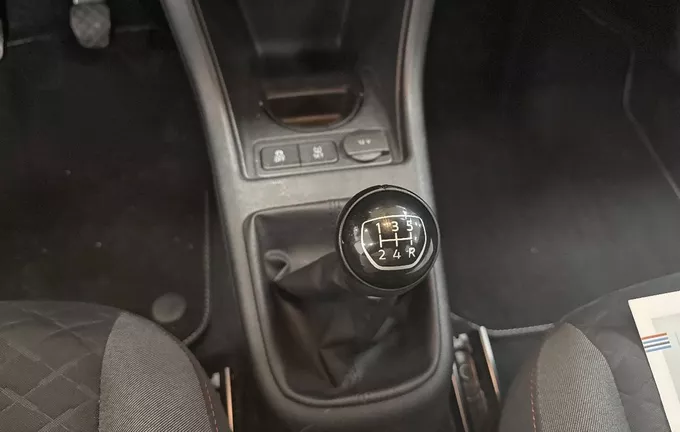VOLKSWAGEN UP 1.0 60 BlueMotion Technology BVM5 Up! Connect photo 13 213424