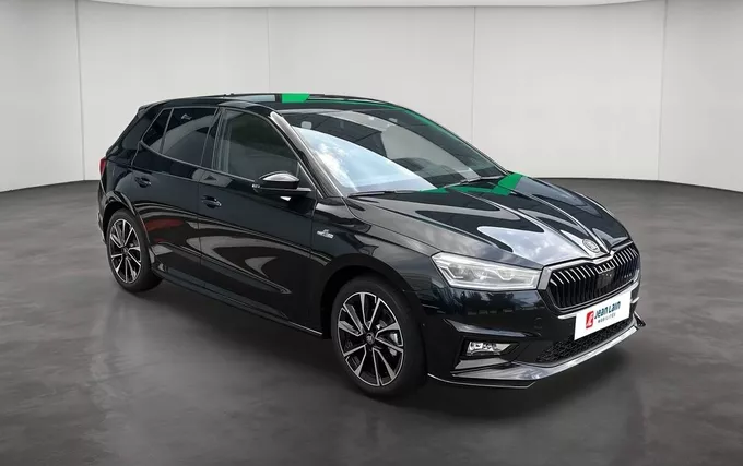 SKODA FABIA 1.5 TSI 150 ch EVO 2 DSG7 Monte-Carlo extérieur trois quart avant droit 3663