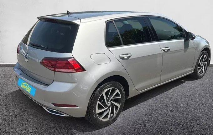 VOLKSWAGEN GOLF 1.6 TDI 115 FAP DSG7 Connect extérieur trois quart arrière droit 213210
