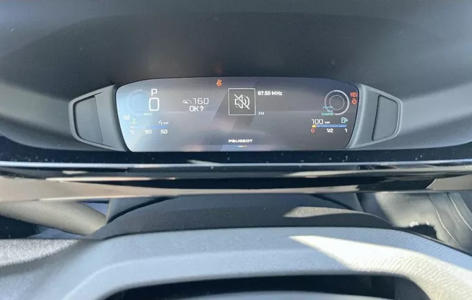 PEUGEOT 308 Hybrid 145 e-DCS6 Allure photo 10 945181