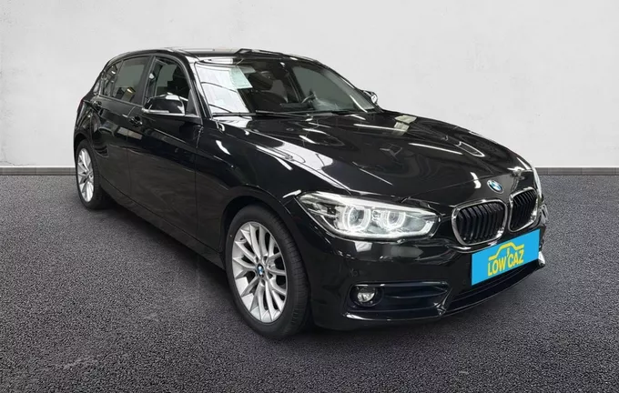 BMW SERIE 1 116d 116 ch Sport extérieur trois quart avant droit 212942