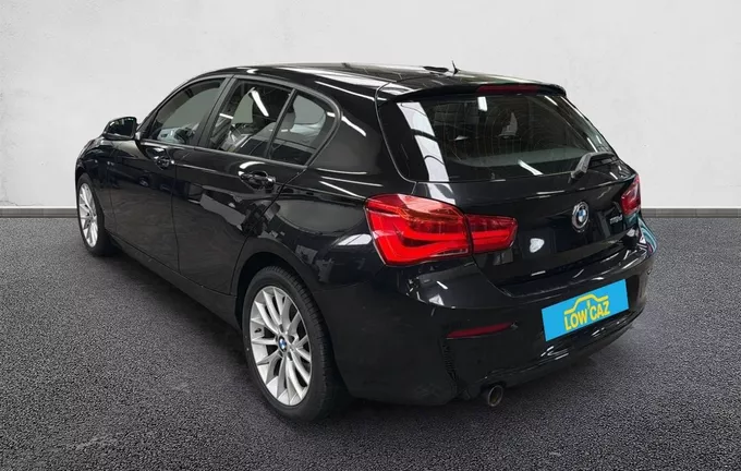 BMW SERIE 1 116d 116 ch Sport extérieur trois quart arrière gauche 212942