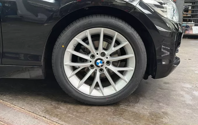 BMW SERIE 1 116d 116 ch Sport photo 9 212942