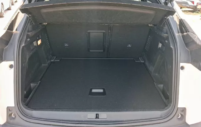 PEUGEOT 3008 Puretech 130ch S&S EAT8 photo 10 2128904