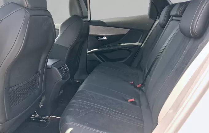PEUGEOT 3008 Puretech 130ch S&S EAT8 photo 17 2128904