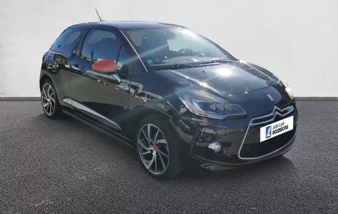 CITROEN DS3 PureTech 110 S&S Ines de la Fressange Paris extérieur trois quart avant droit 460334