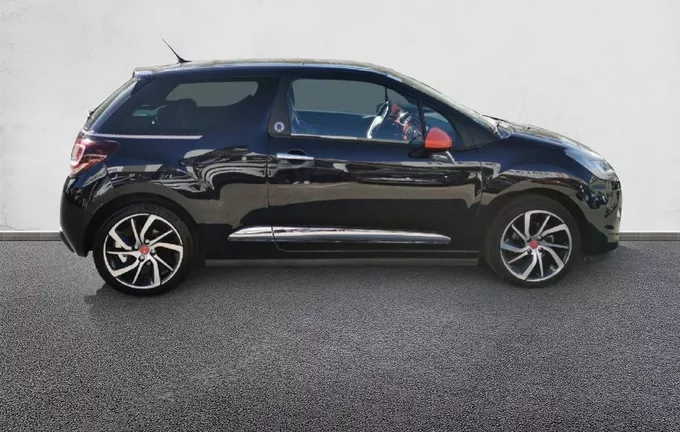 CITROEN DS3 PureTech 110 S&S Ines de la Fressange Paris extérieur côté droit 460334