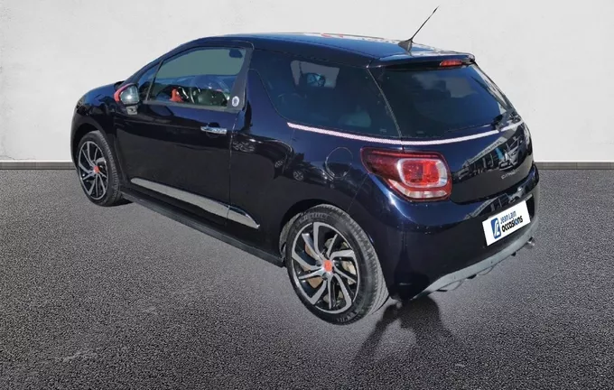 CITROEN DS3 PureTech 110 S&S Ines de la Fressange Paris extérieur trois quart arrière gauche 460334