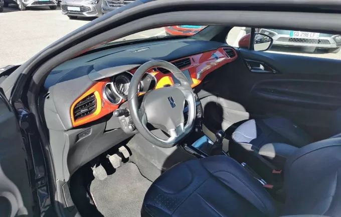 CITROEN DS3 PureTech 110 S&S Ines de la Fressange Paris photo 11 460334