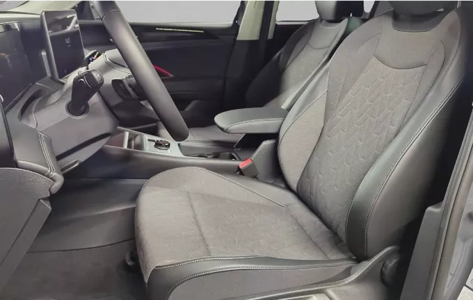 VOLKSWAGEN TIGUAN 1.5 eHybrid 204ch DSG6 VW Edition extérieur trois quart arrière droit 2123732