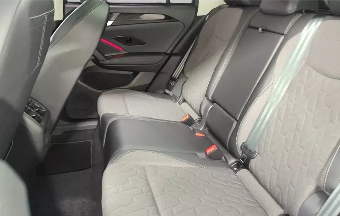 VOLKSWAGEN TIGUAN 1.5 eHybrid 204ch DSG6 VW Edition extérieur arrière 2123732