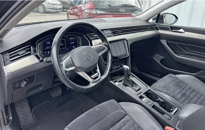 VOLKSWAGEN PASSAT SW 2.0 TDI 190 DSG7 4Motion Lounge photo 16 213063