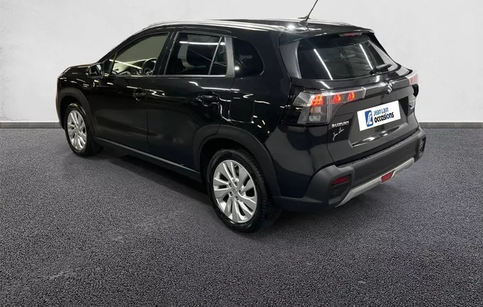 SUZUKI S-CROSS 1.4 Boosterjet Allgrip Hybrid Privilège extérieur trois quart arrière gauche 14128