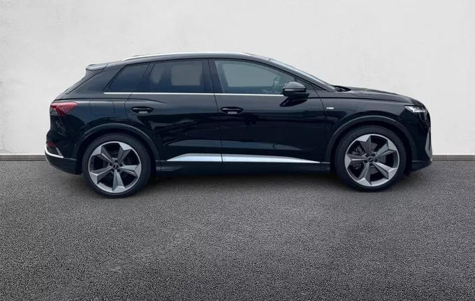 AUDI Q4 E-TRON 45 285 ch 82 kWh quattro S line extérieur côté droit 2130758