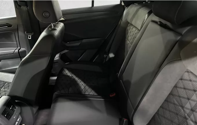 VOLKSWAGEN T-ROC 1.5 TSI EVO2 150 Start/Stop DSG7 R-Line Edition extérieur arrière 2124683
