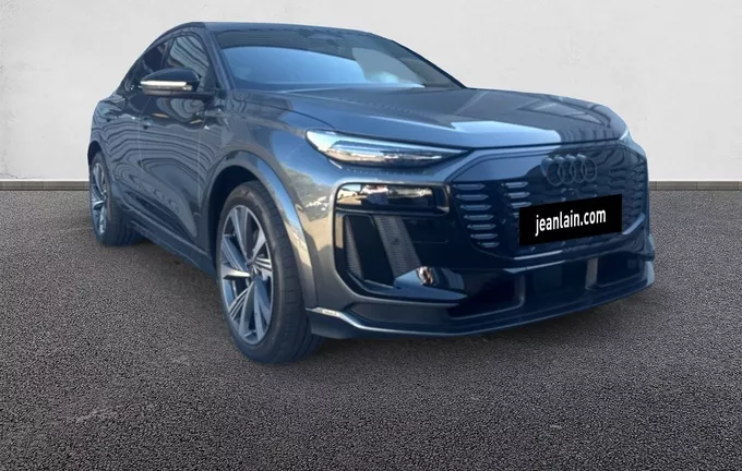 AUDI Q6 E-TRON SPORTBACK 306 ch 100 kWh performance S line extérieur trois quart avant droit 1154