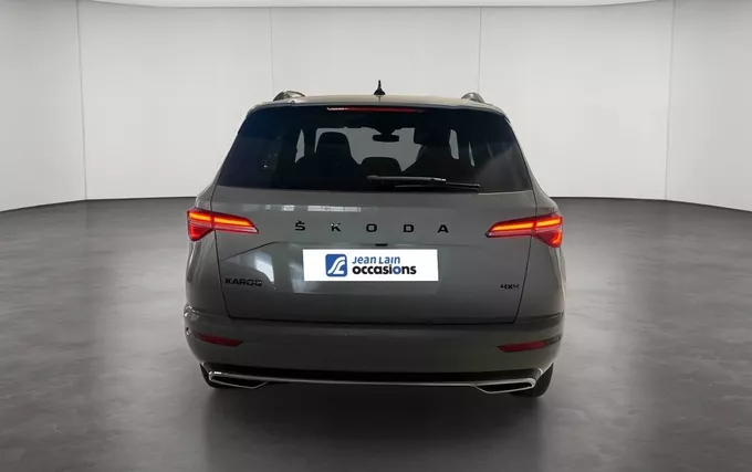 SKODA KAROQ 2.0 TDI 150 ch SCR DSG7 4x4 Sportline extérieur arrière 2131890