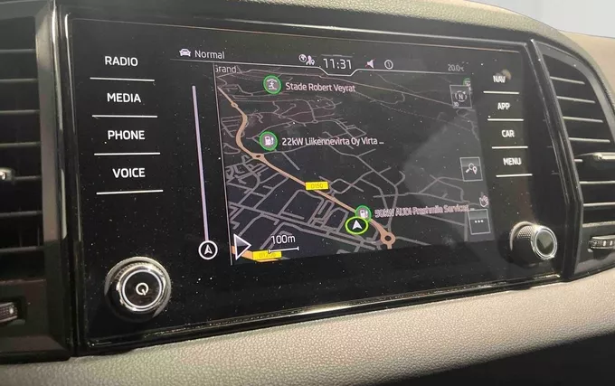 SKODA KAROQ 2.0 TDI 150 ch SCR DSG7 4x4 Sportline photo 13 2131890