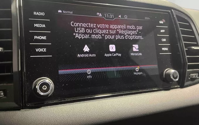 SKODA KAROQ 2.0 TDI 150 ch SCR DSG7 4x4 Sportline photo 17 2131890