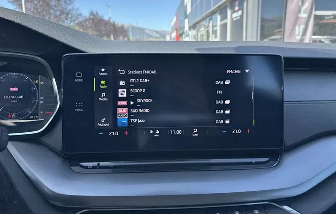 SKODA OCTAVIA Combi 2.0 TDI 150 ch DSG7 Business photo 16 560804
