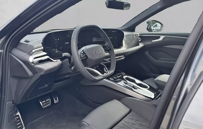 AUDI A6 Avant TDI 204 ch S tronic 7 S line photo 11 0473