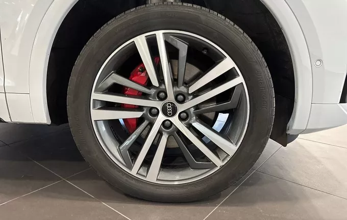 AUDI Q5 Sportback 50 TFSIe 299 S tronic 7 Quattro S line photo 9 2122492